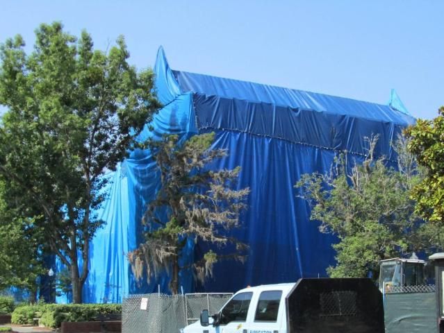 Figure 22. Structural fumigation of a dormitory on UF campus (June 2010).