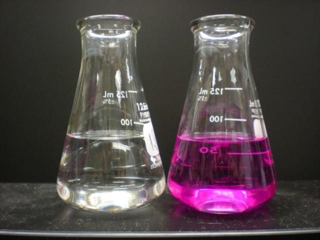 Figure 2. Example of color change exhibited by phenolphthalein indicator dye. Credit: PCW.