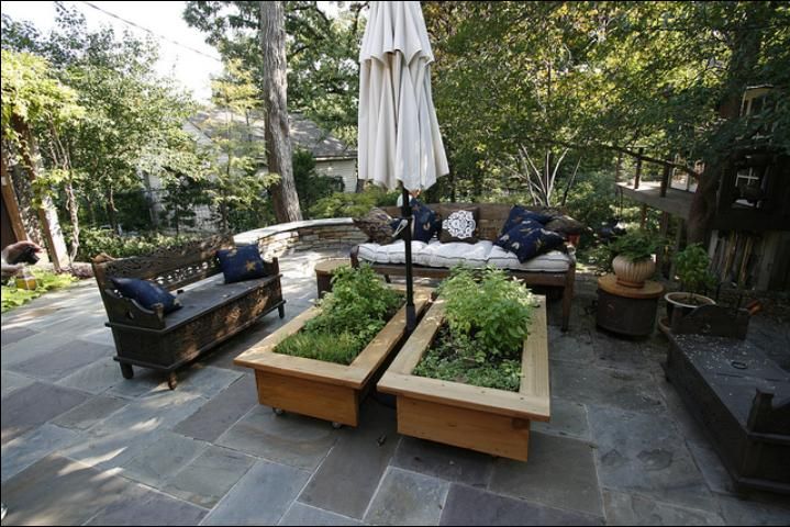 Figure 19. Moveable planters allow flexibility in garden spaces.