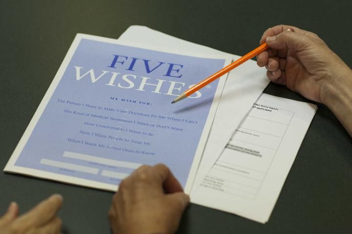 Figure 5. A written document describing general wishes for the end of life as well as more specific requests for medical care helps health care providers and family members understand the person's wishes.