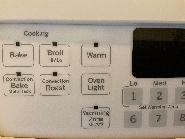 Cooking technique selection display on an oven. 