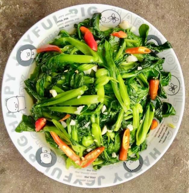 Figure 5. Cooked bok choy dish.