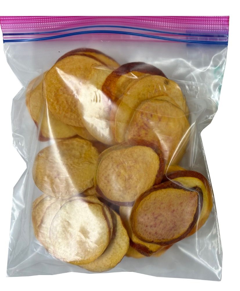 Packaging of freeze-dried ‘UFOne’ peach slices.