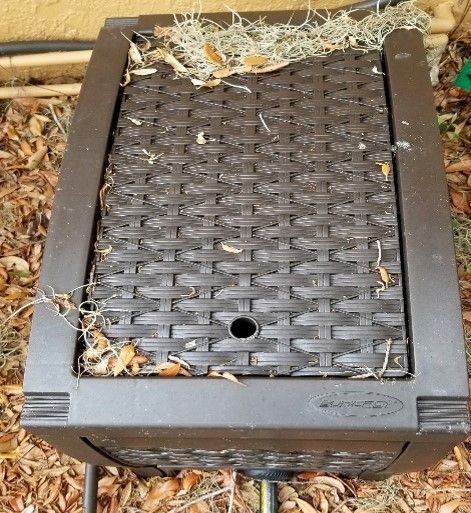 Hose reel boxes should be left open to eliminate harborage for rodents and mosquitoes. 