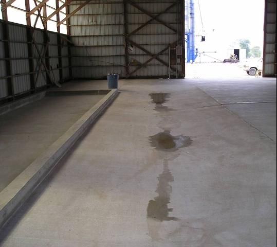 Figure 9. A recessed floor helps control spills or leaking pesticides.