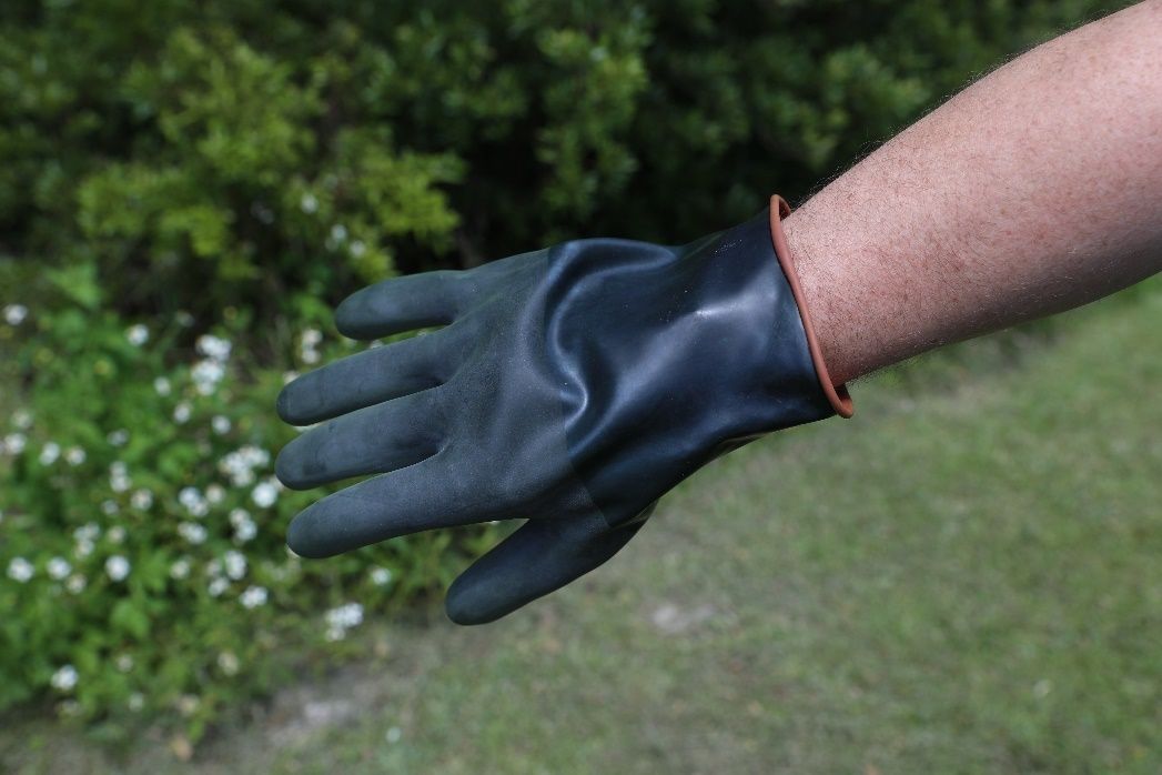 Neoprene rubber gloves.